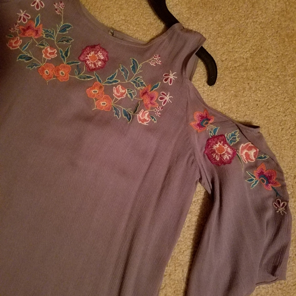 Tunic - Picture 4 of 5